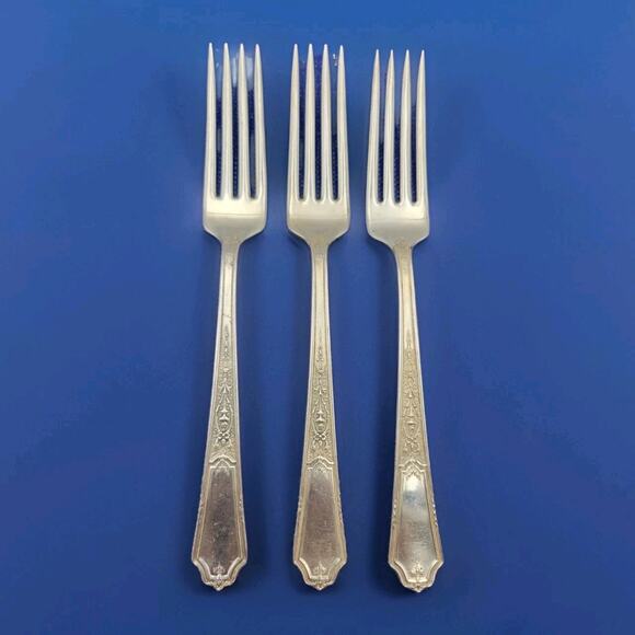 1847 Rogers Bros Ancestral Silverplate Set of 3 Dinner Fork Discontinued - Picture 1 of 9
